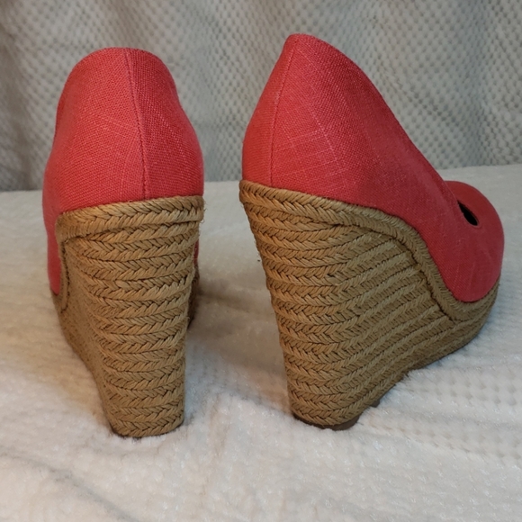 Platform Heels - Picture 3 of 5